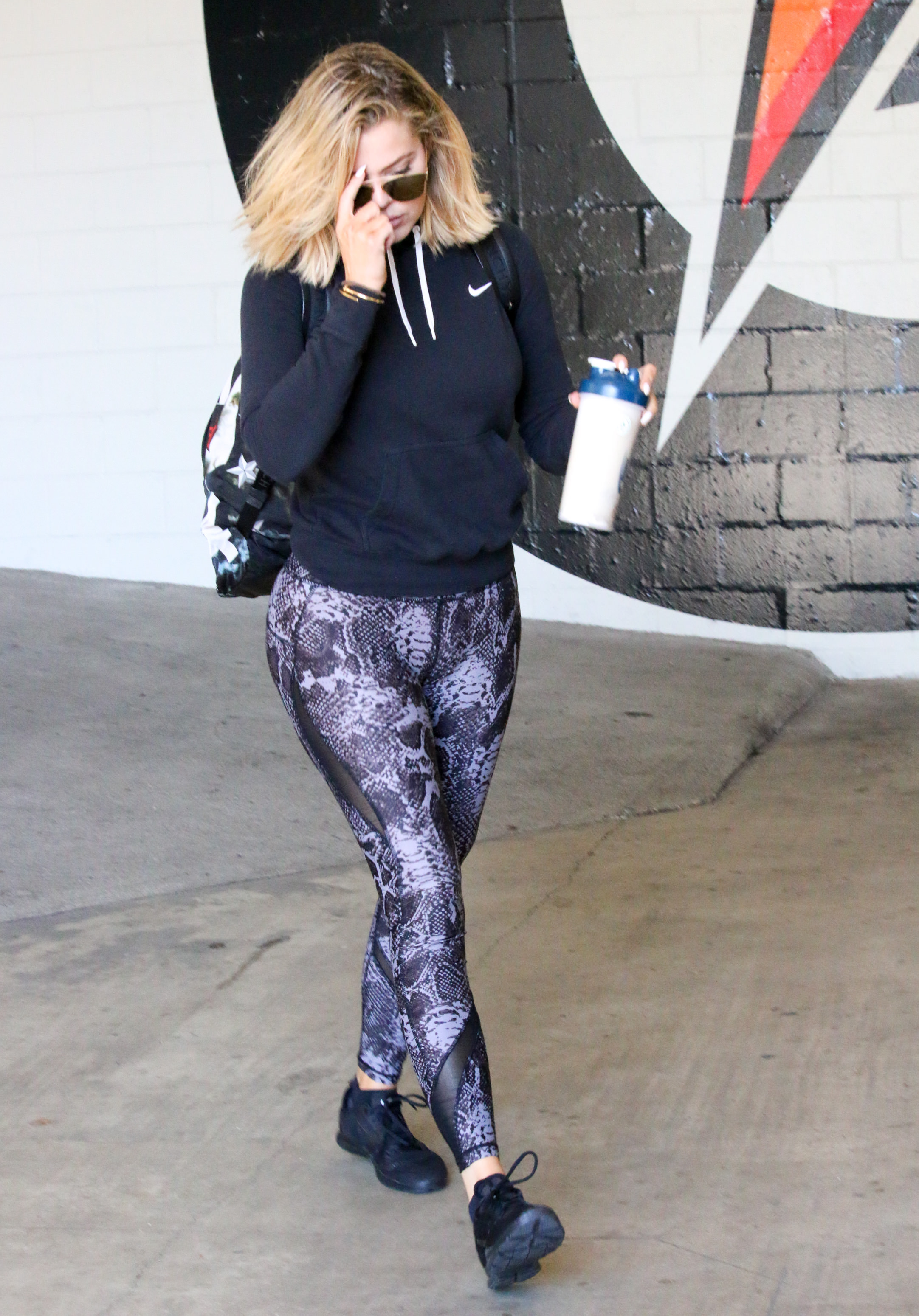 Access_Kardashian_002.jpg