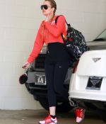 Access_Kardashian_001.jpg