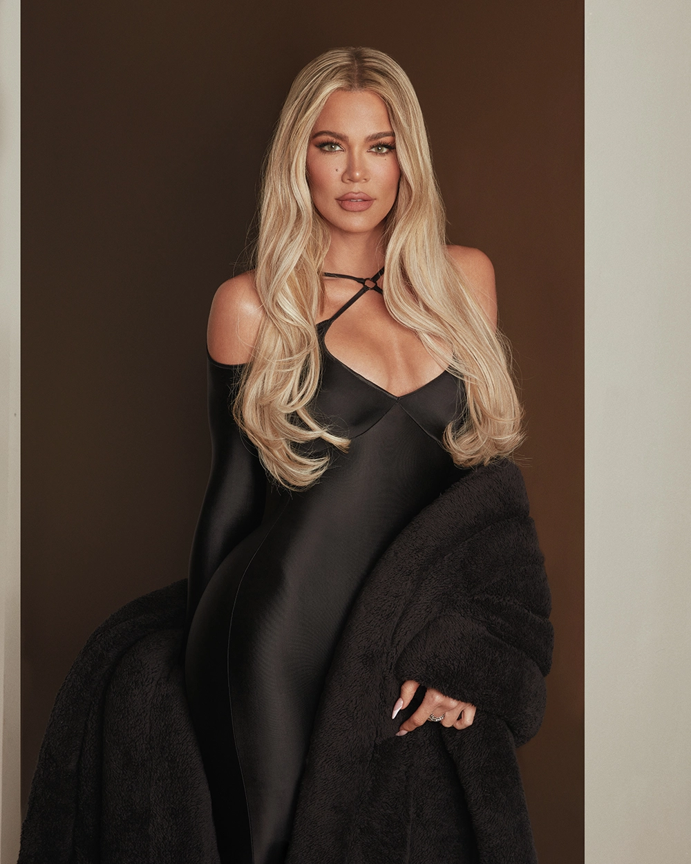 Access_Kardashian_002.png