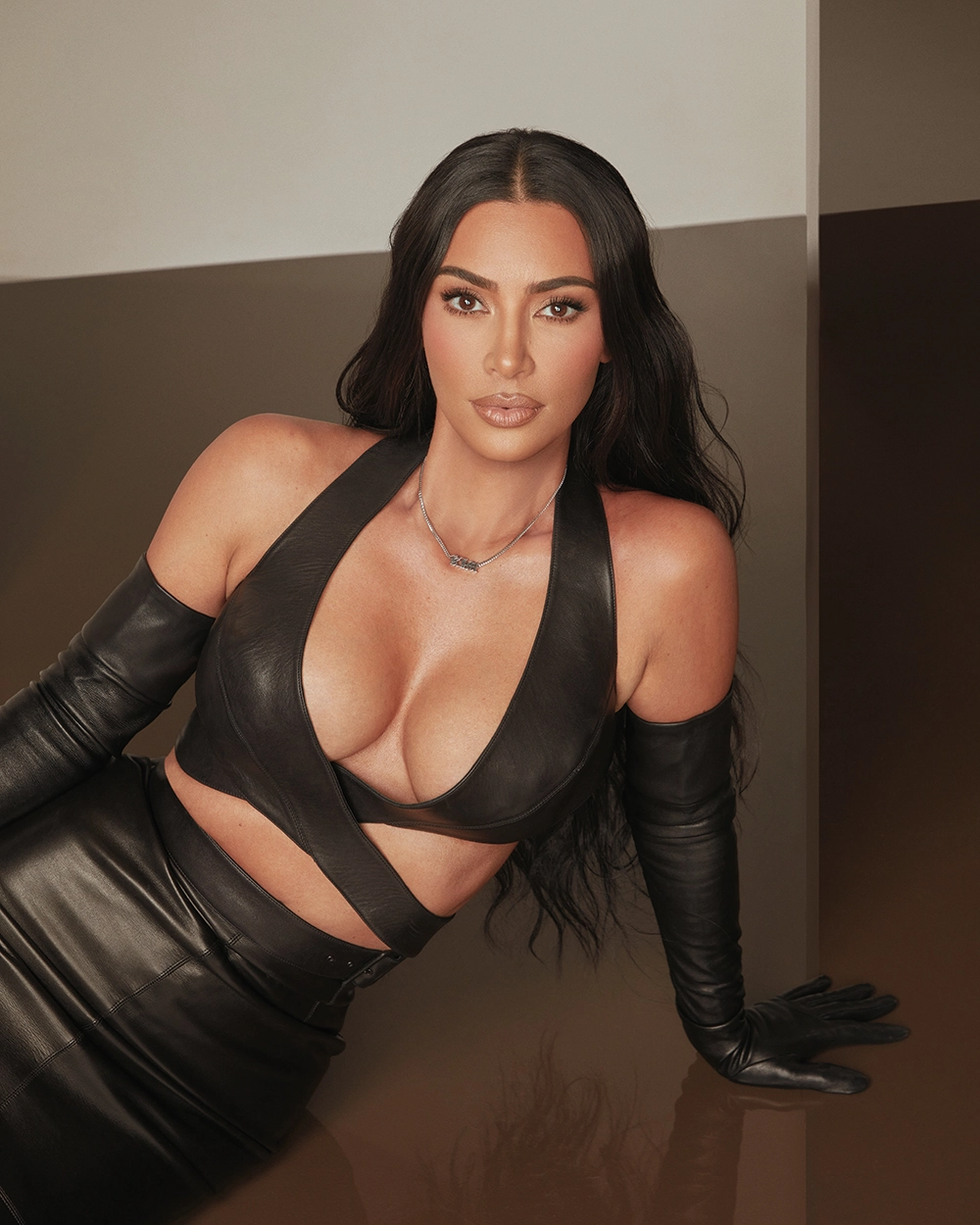 Access_Kardashian_004.png