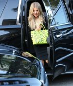 Access_Kardashian_03.jpg