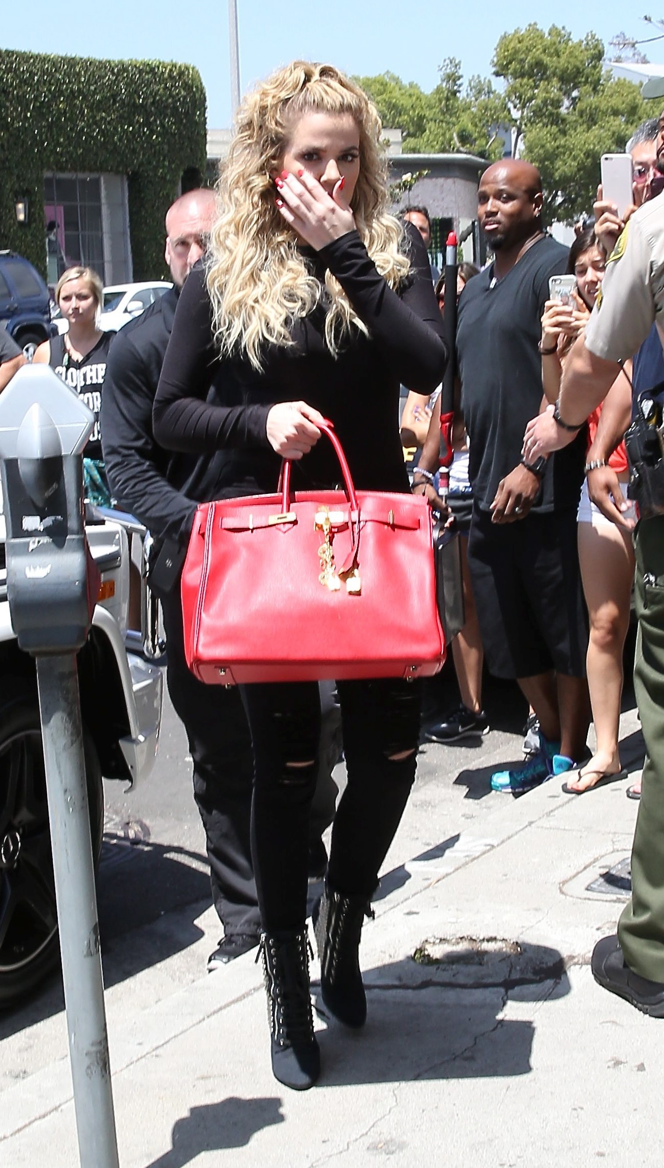 Access_Kardashian_04.jpg