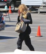 Access_Kardashian_004.jpg