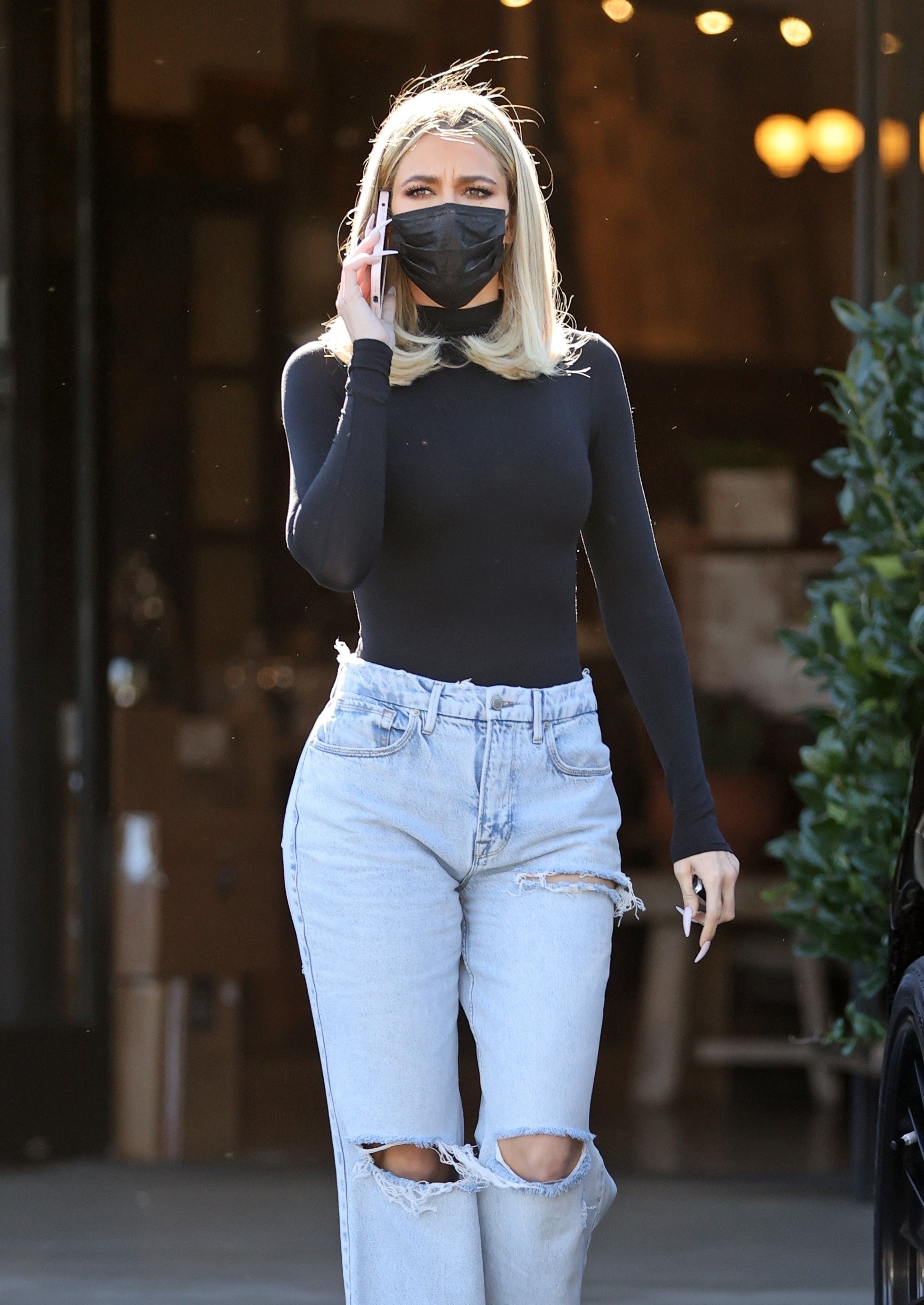 Access_Kardashian_001.jpg