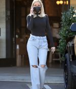 Access_Kardashian_002.jpg