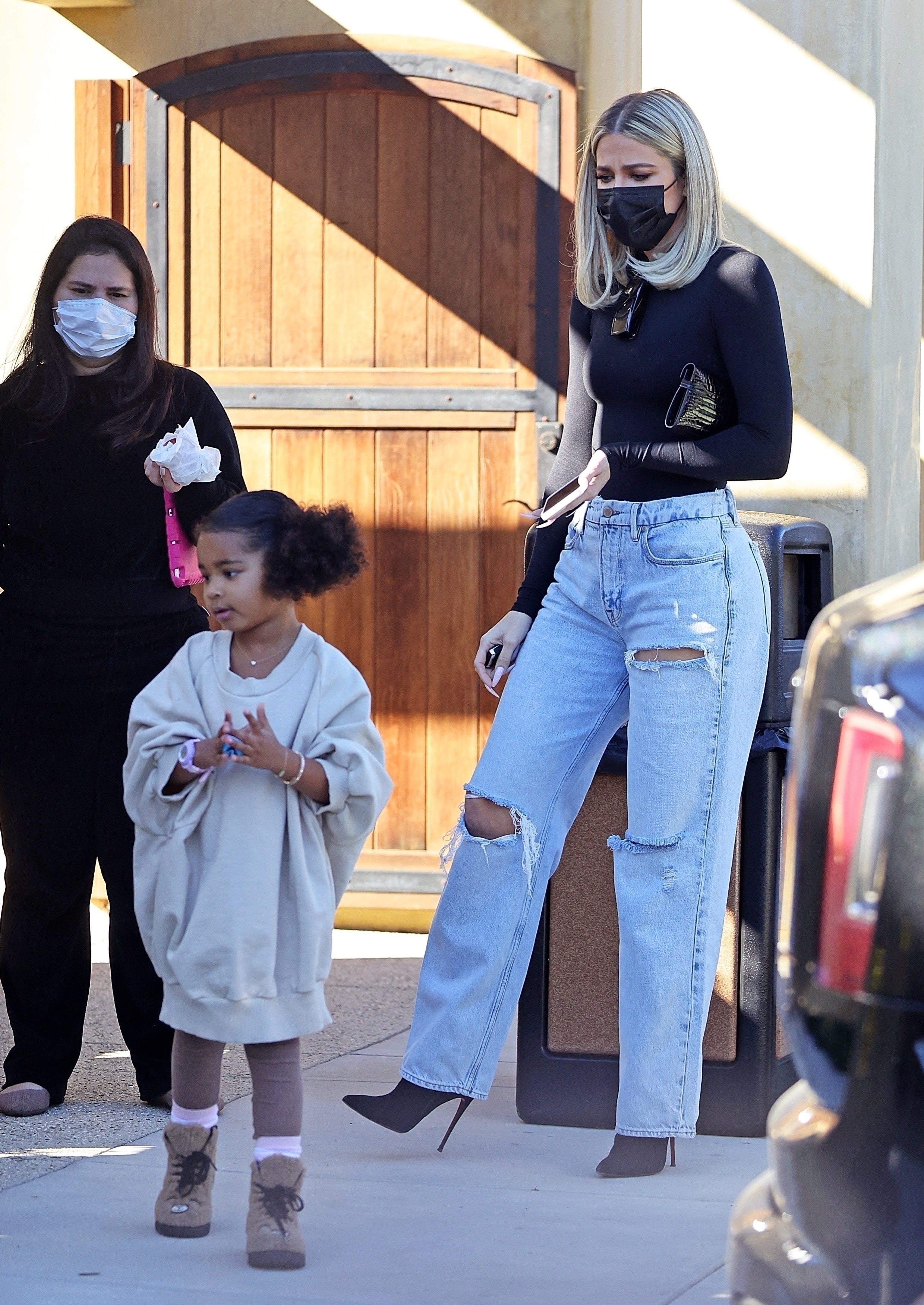 Access_Kardashian_004.jpg