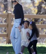 Access_Kardashian_007.jpg