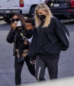 Access_Kardashian_006.jpg