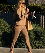 Access_Kardashian_001.jpg