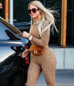 Access_Kardashian_002.jpg