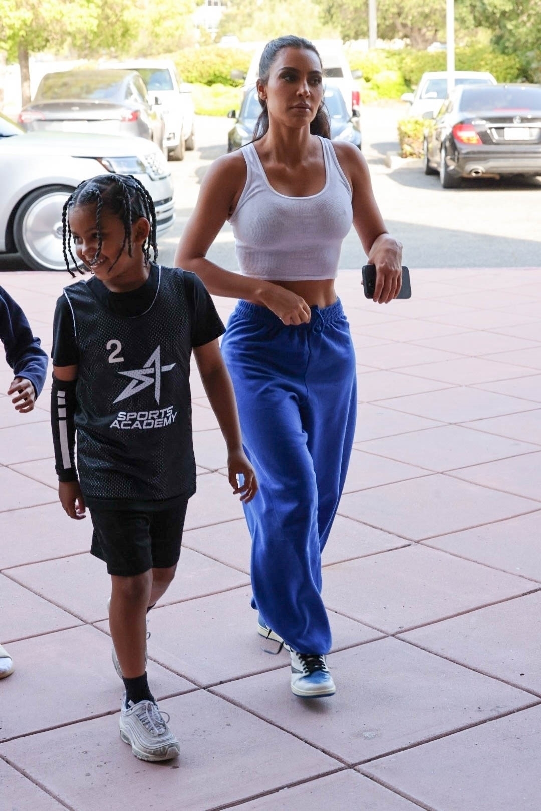 Access_Kardashian_04.jpg