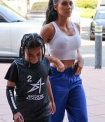 Access_Kardashian_03.jpg