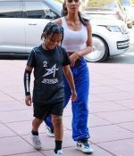 Access_Kardashian_06.jpg