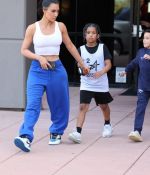 Access_Kardashian_010.jpg