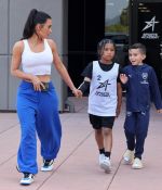 Access_Kardashian_03.jpg