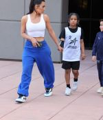 Access_Kardashian_06.jpg