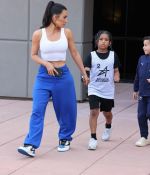 Access_Kardashian_07.jpg