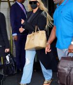 Access_Kardashian_010.jpg