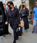 Access_Kardashian_04.jpg