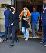 Access_Kardashian_01.jpg