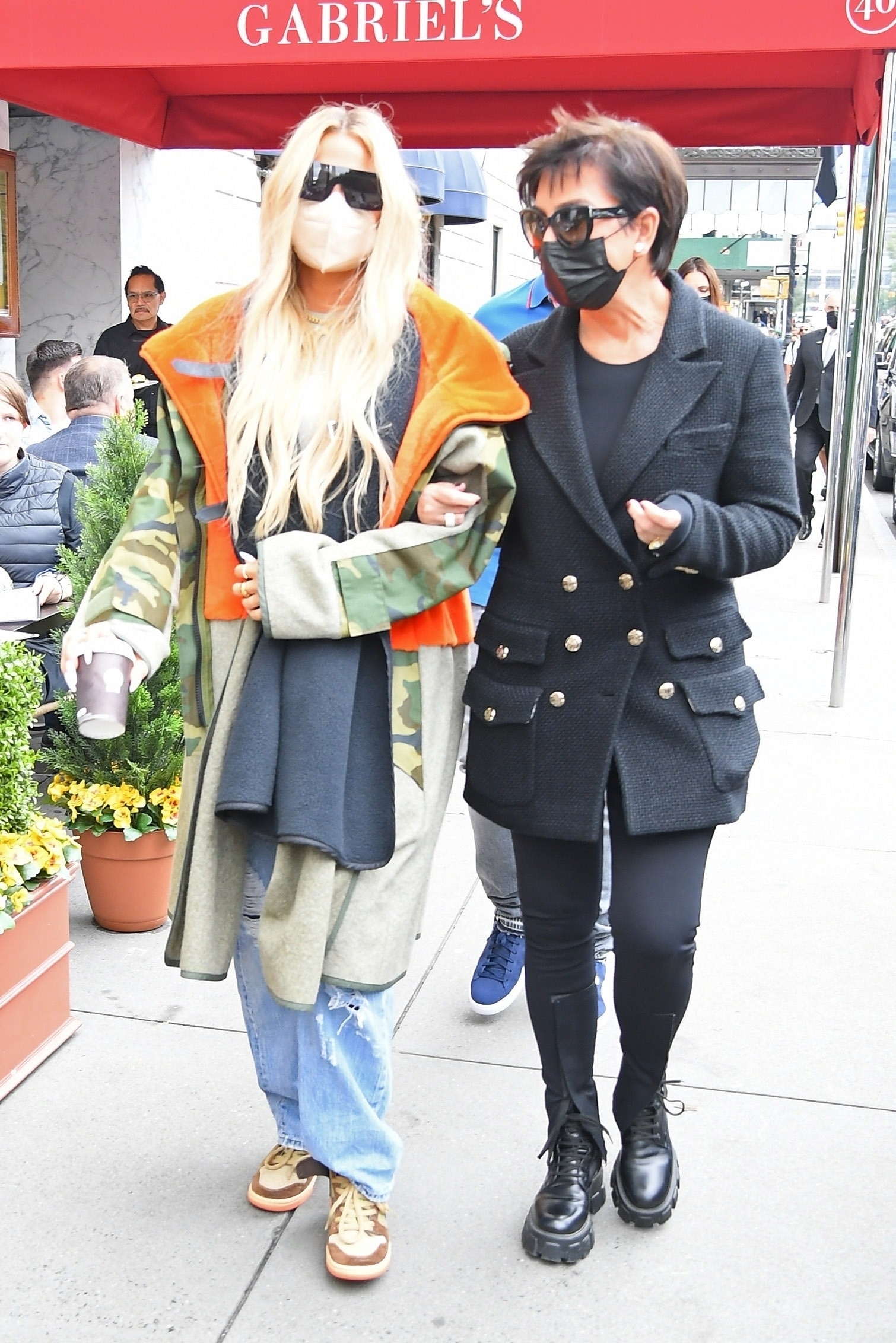 Access_Kardashian_07.jpg