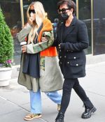 Access_Kardashian_09.jpg