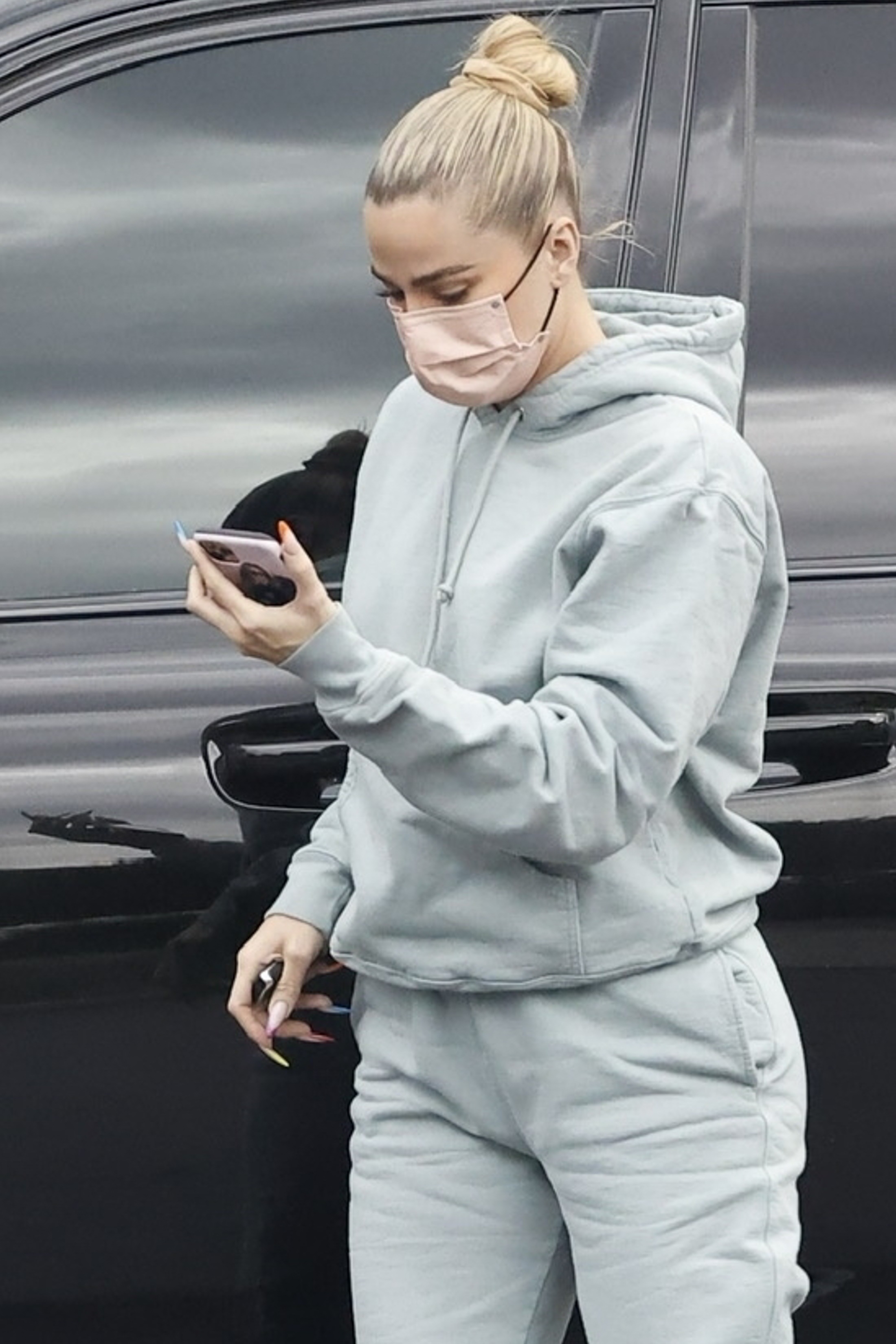 Access_Kardashian_05.jpg