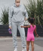 Access_Kardashian_01.jpg