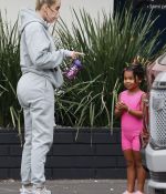 Access_Kardashian_010.jpg