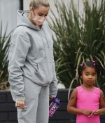 Access_Kardashian_03.jpg