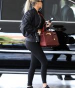 Access_Kardashian_07.jpg