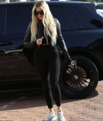 Access_Kardashian_06.jpg