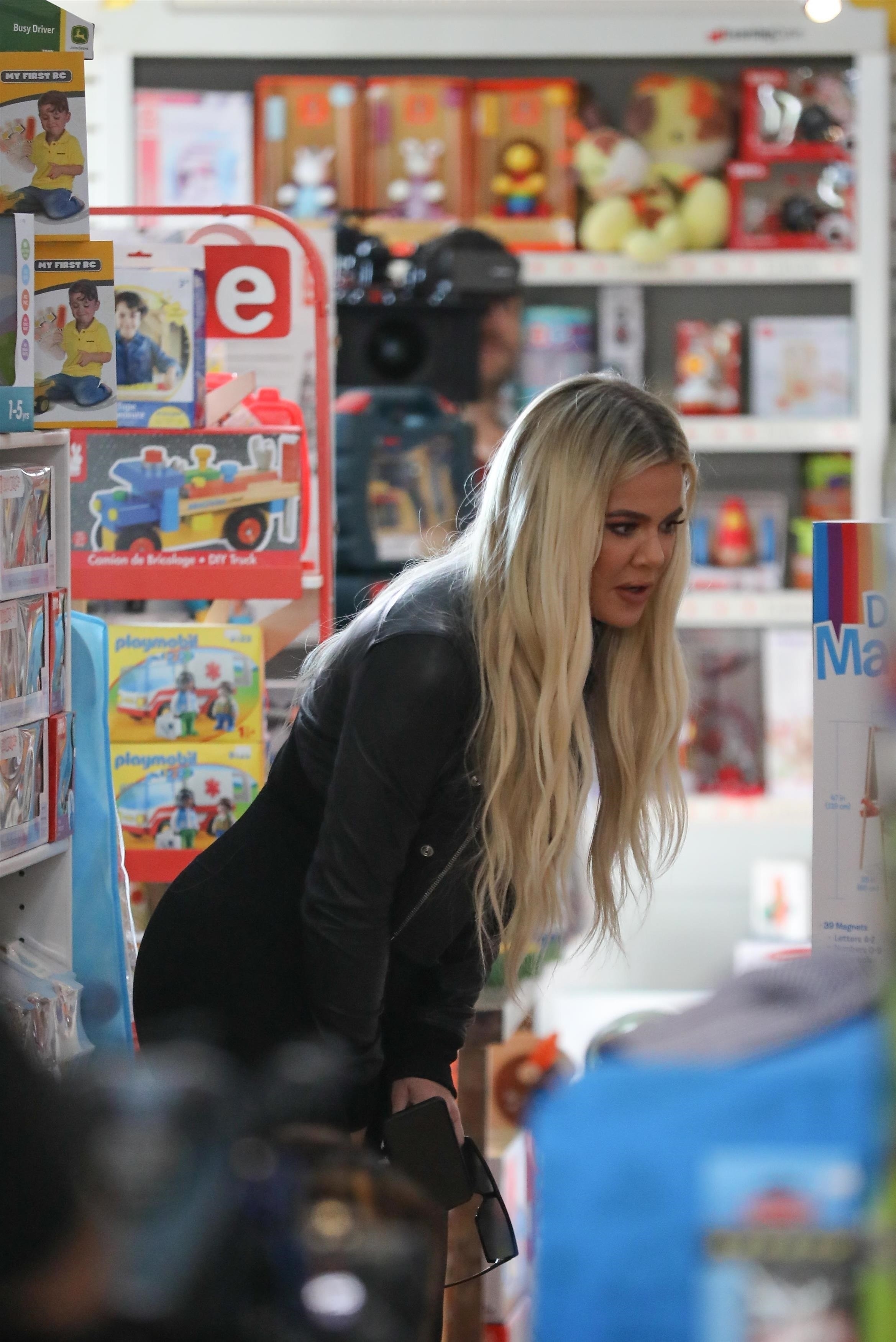 Access_Kardashian_012.jpg