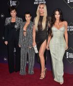 Access_Kardashian_03.jpg