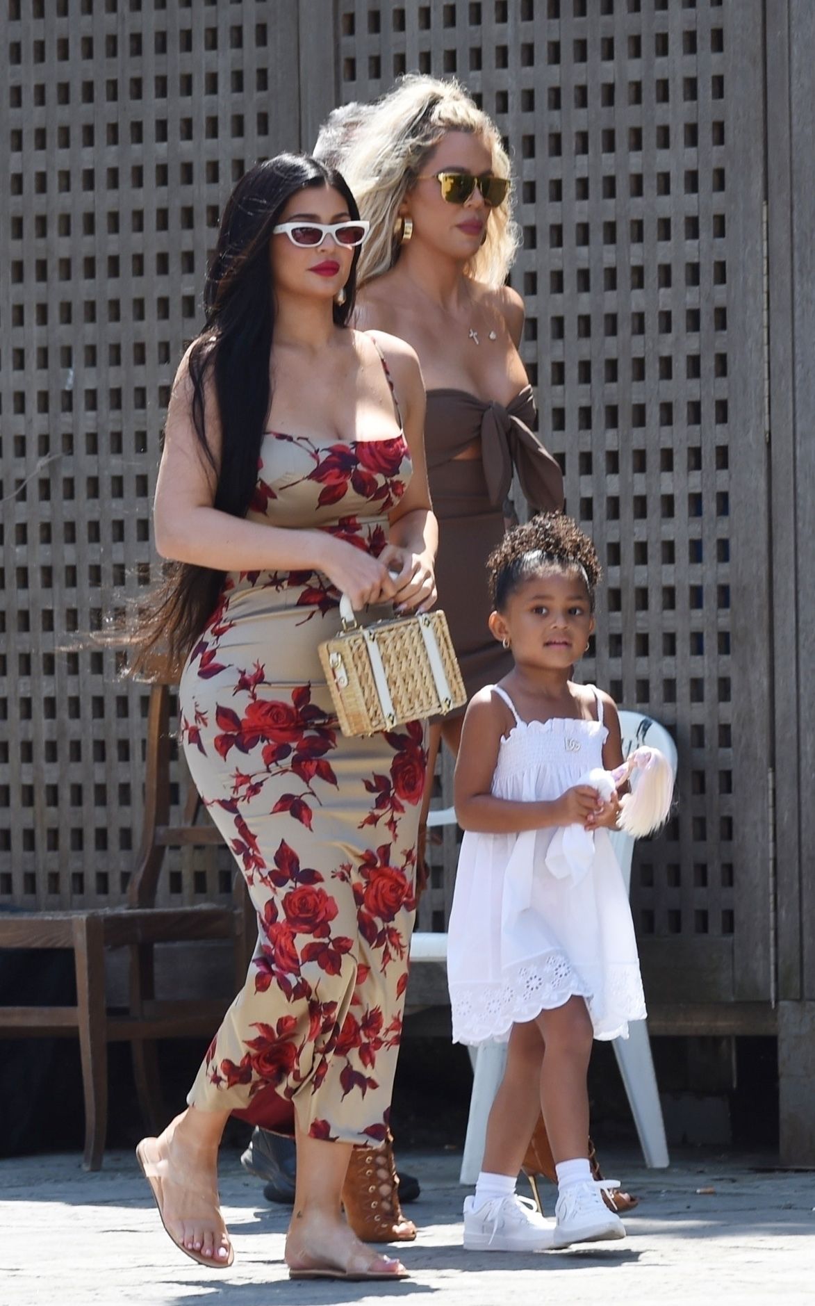 Access_Kardashian_003.jpg