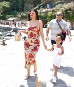 Access_Kardashian_015.jpg
