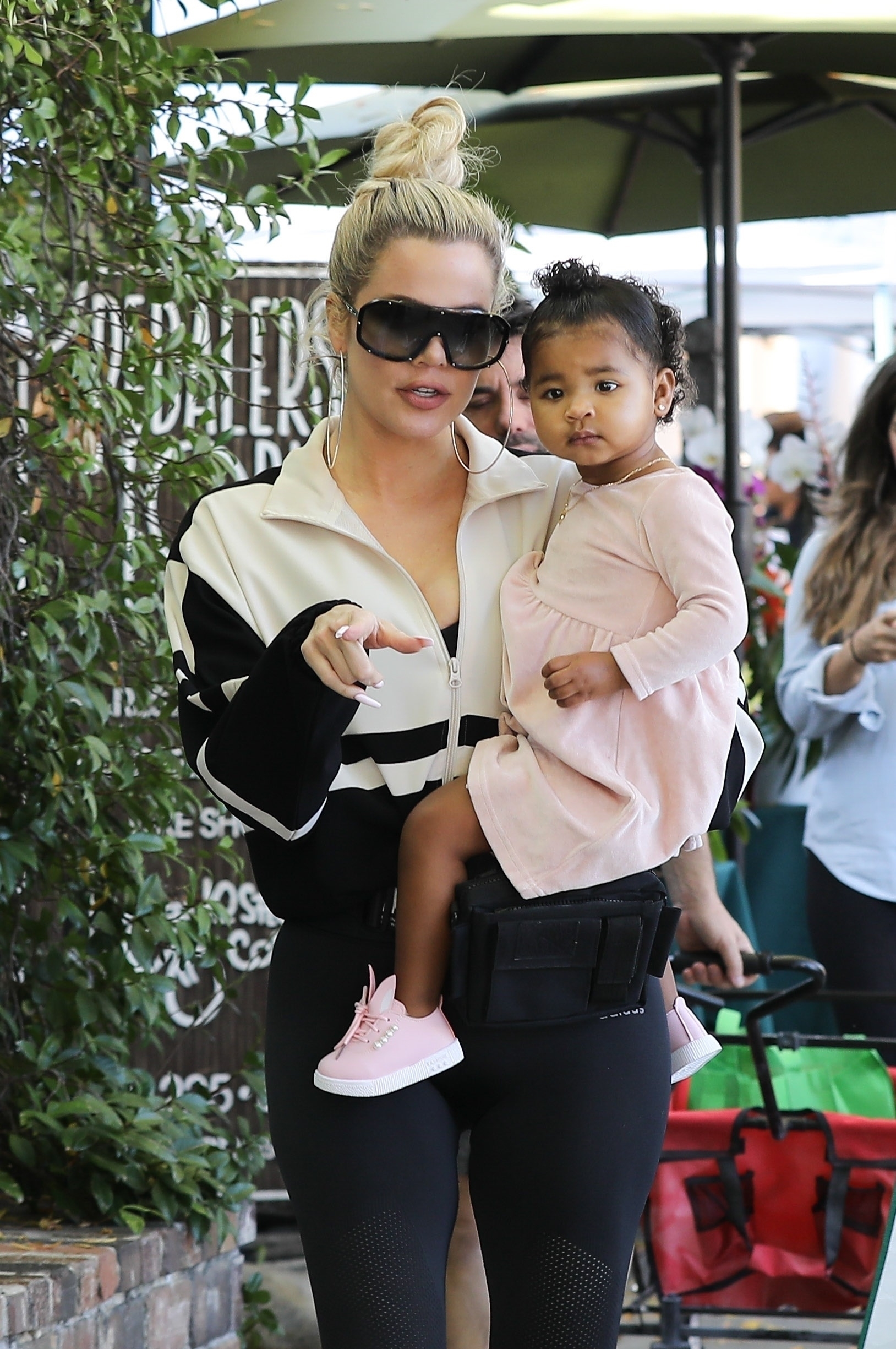 Access_Kardashian_014.jpg