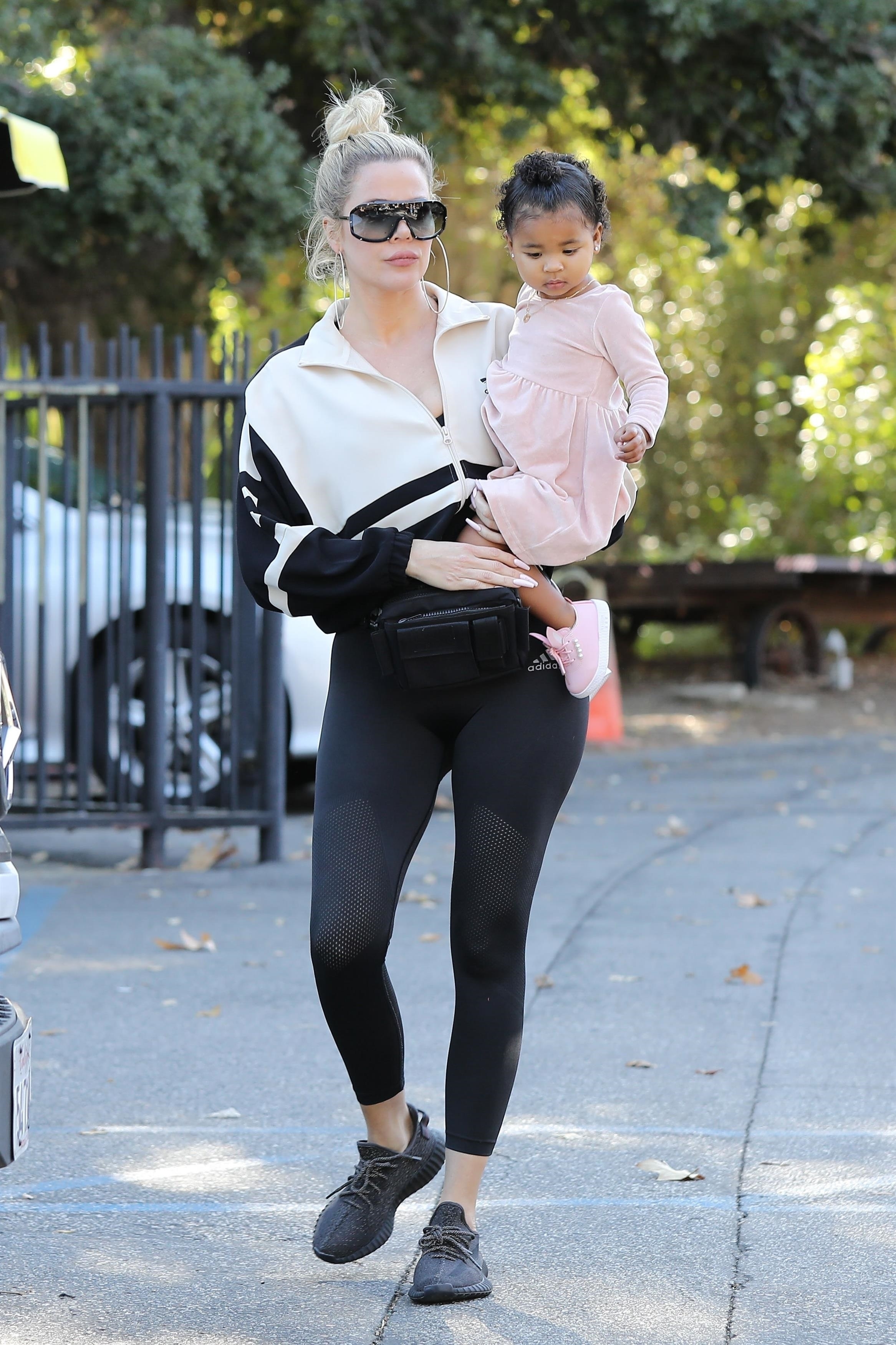 Access_Kardashian_02.jpg