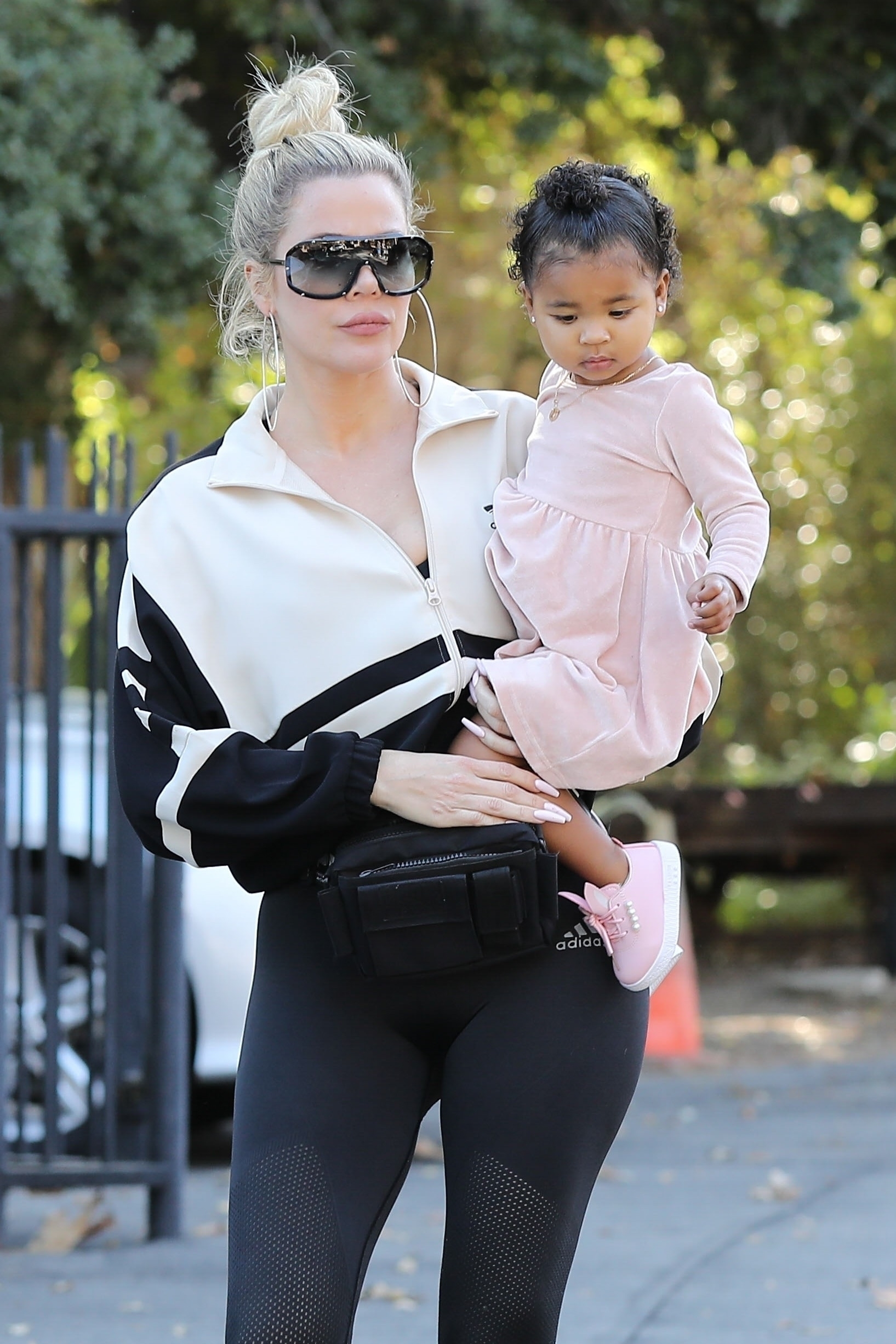 Access_Kardashian_04.jpg