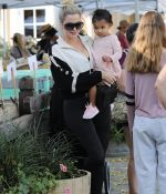 Access_Kardashian_08.jpg