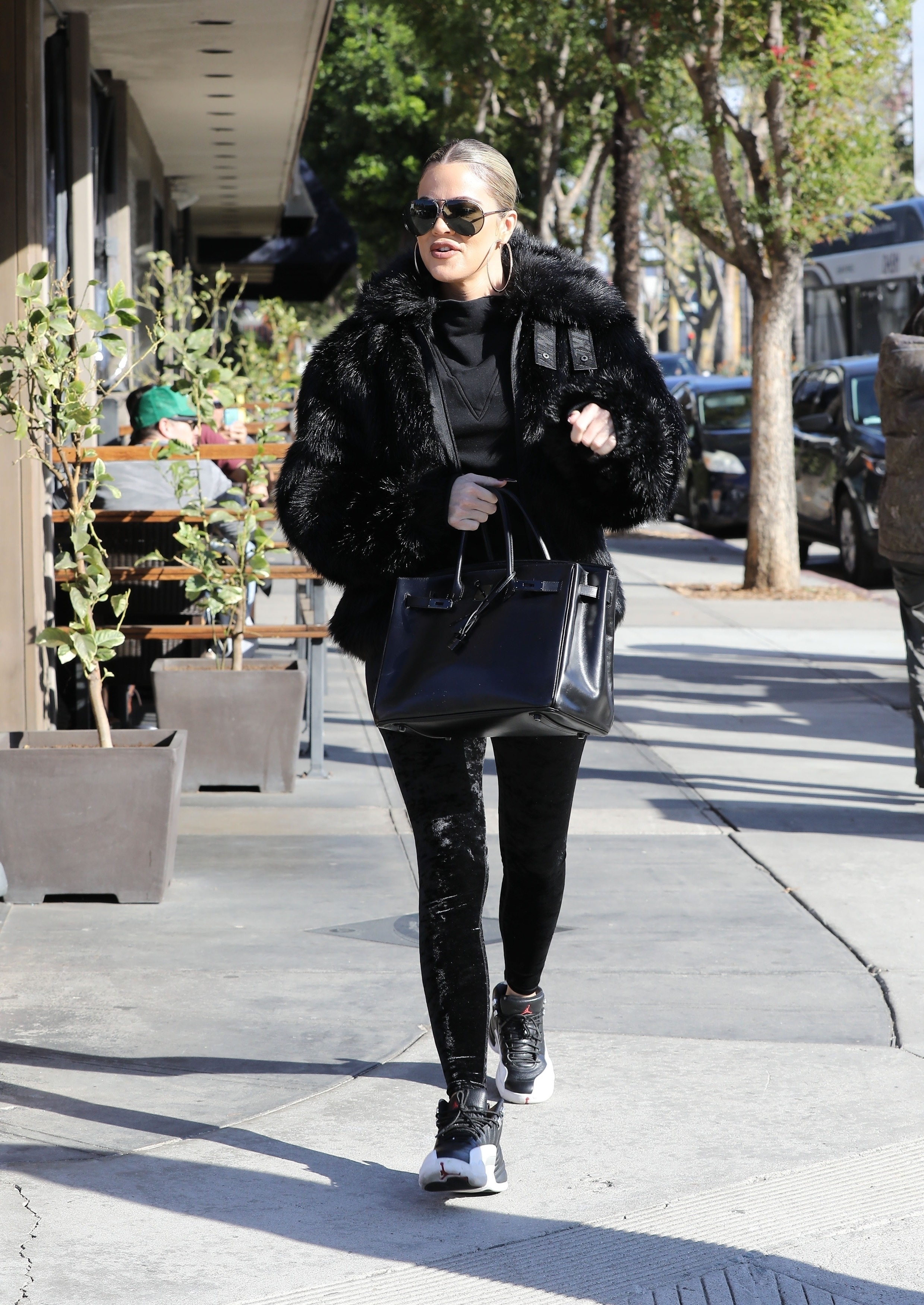 Access_Kardashian_06.jpg