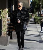 Access_Kardashian_012.jpg