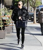 Access_Kardashian_07.jpg