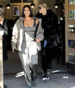 Access_Kardashian_08.jpg