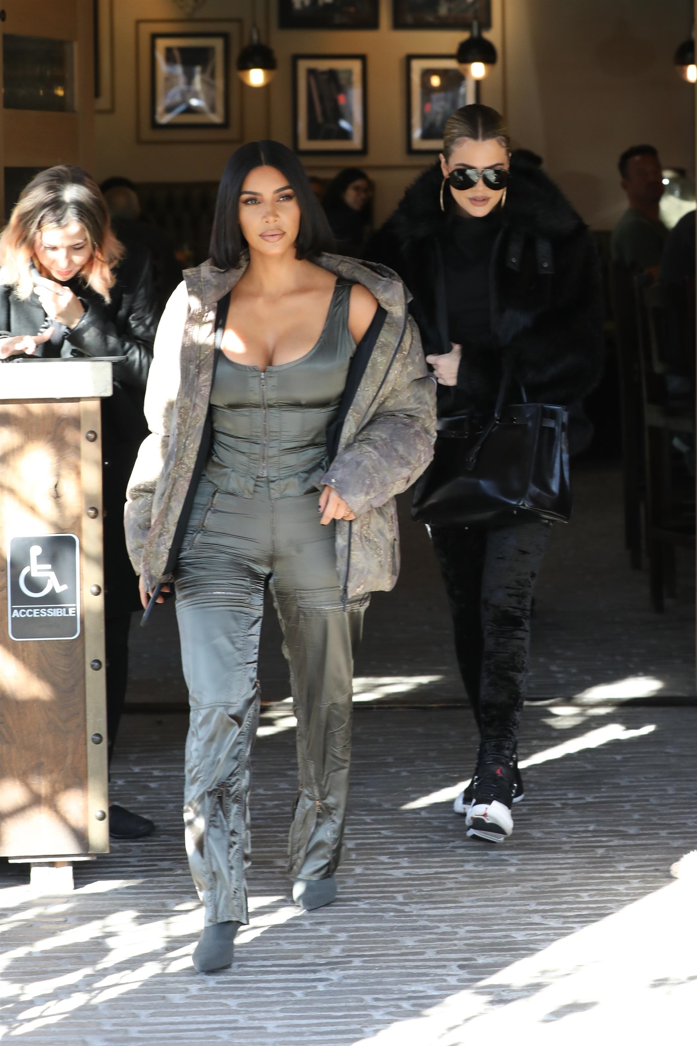 Access_Kardashian_043.jpg