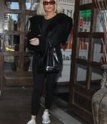 Access_Kardashian_02.jpg