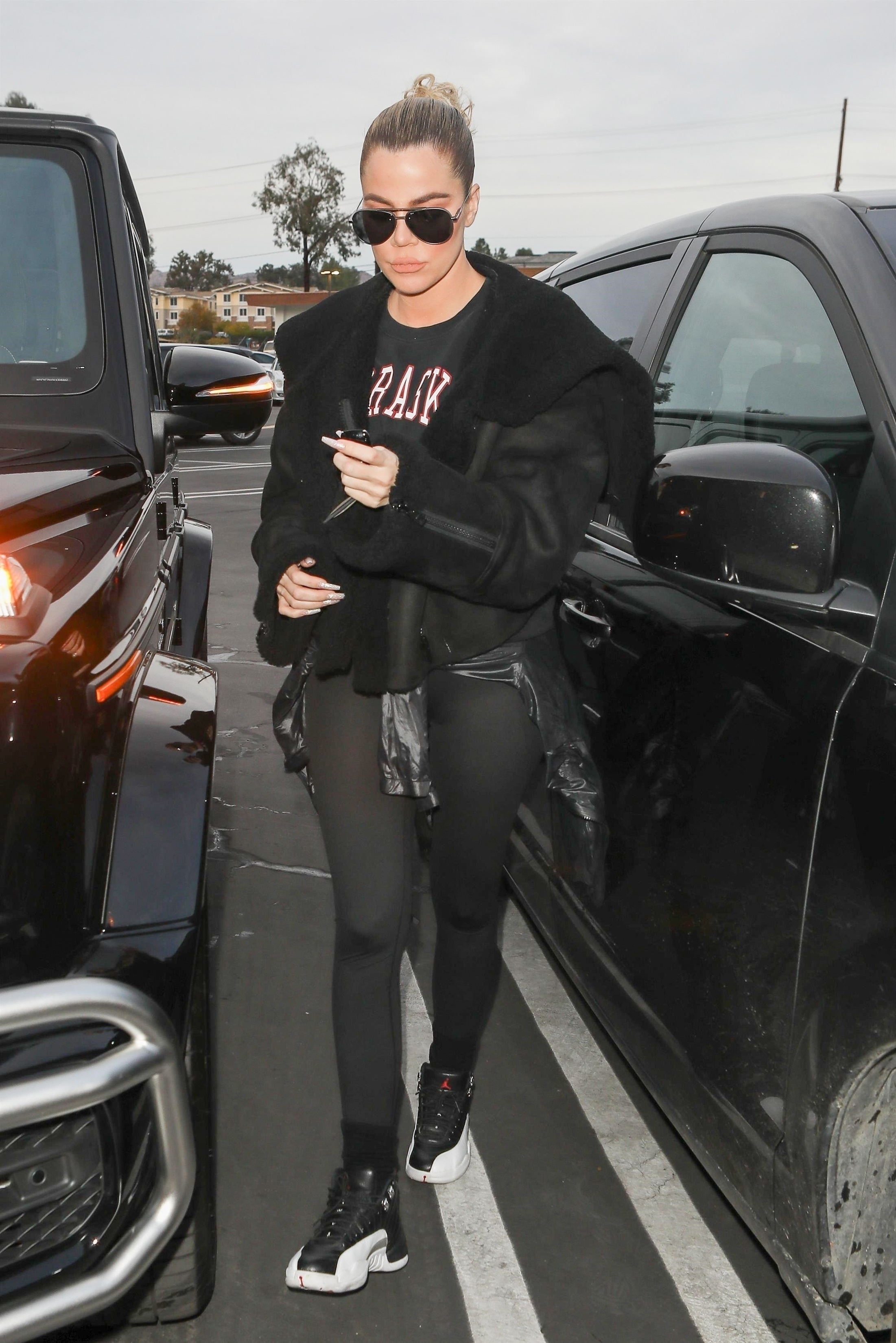Access_Kardashian_05.jpg