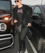 Access_Kardashian_04.jpg