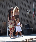 Access_Kardashian_002.jpg