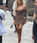Access_Kardashian_30.jpg